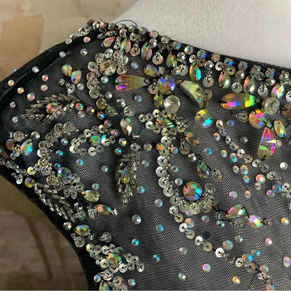 SOLD NEW MAC DUGGAL 82066M CAP SLEEVE TRUMPET GOWN - Picture 14 of 16